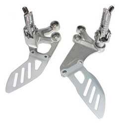 Footrest Foot Pegs rider Bracket Suzuki GSXR 600 750